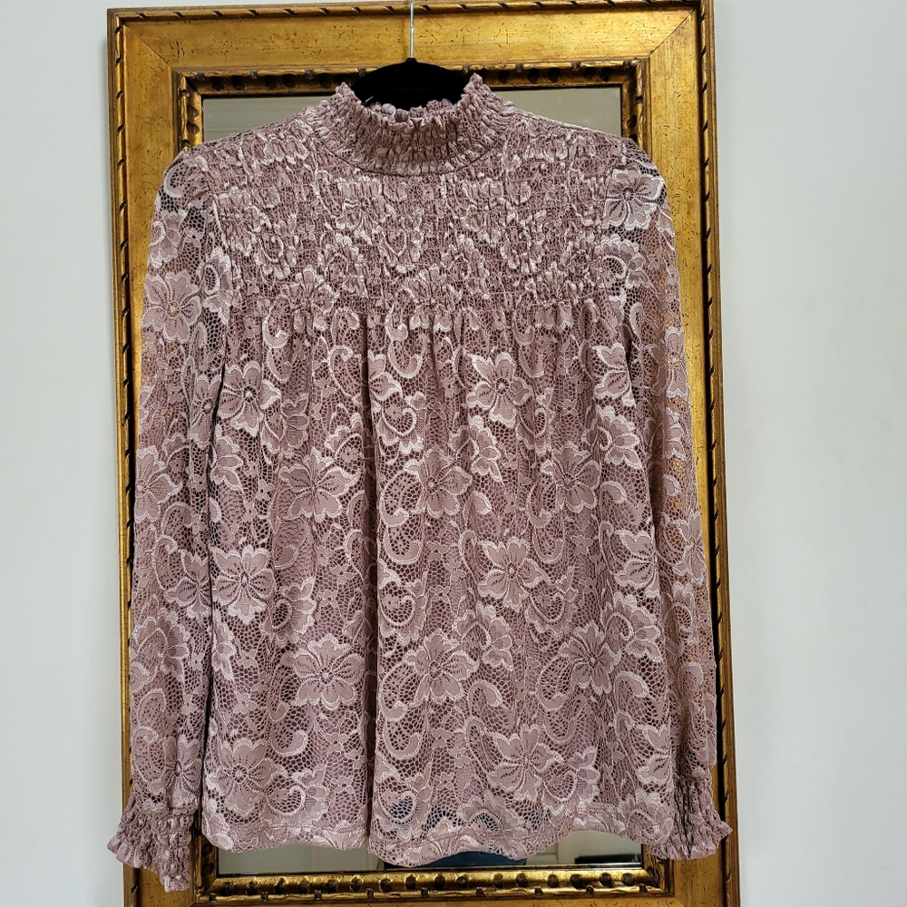 Lace top